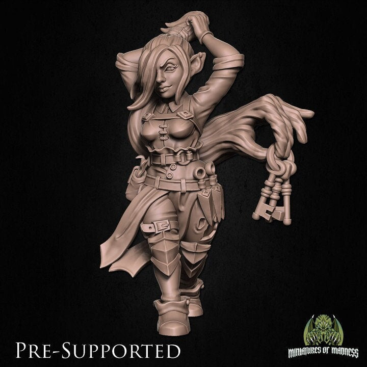 Gnome Arcane Trickster, Meena Mocklaw | Miniatures of Madness