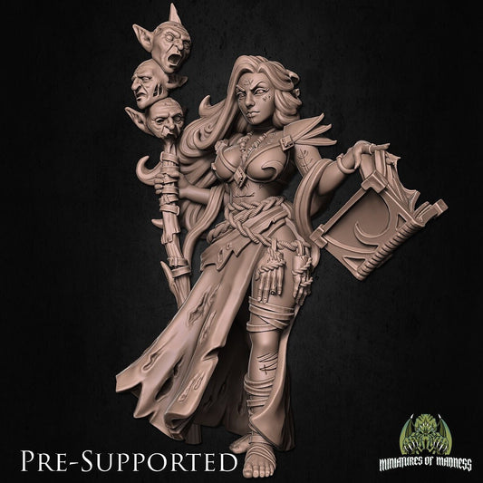 Reina The Outcast Sorceress | Miniatures of Madness