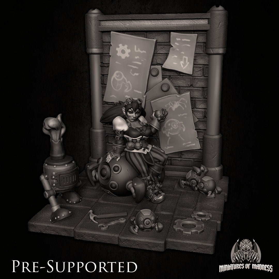 Mizzy The Artificer, Female Dwarf Halfling | Miniatures of Madness