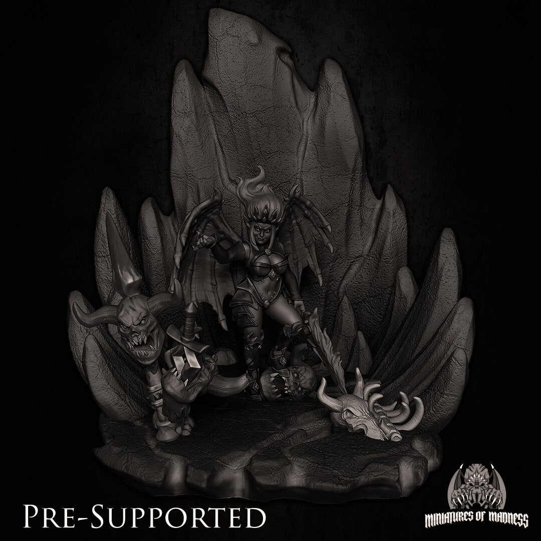 Demory, The Devil Queen | Miniatures of Madness