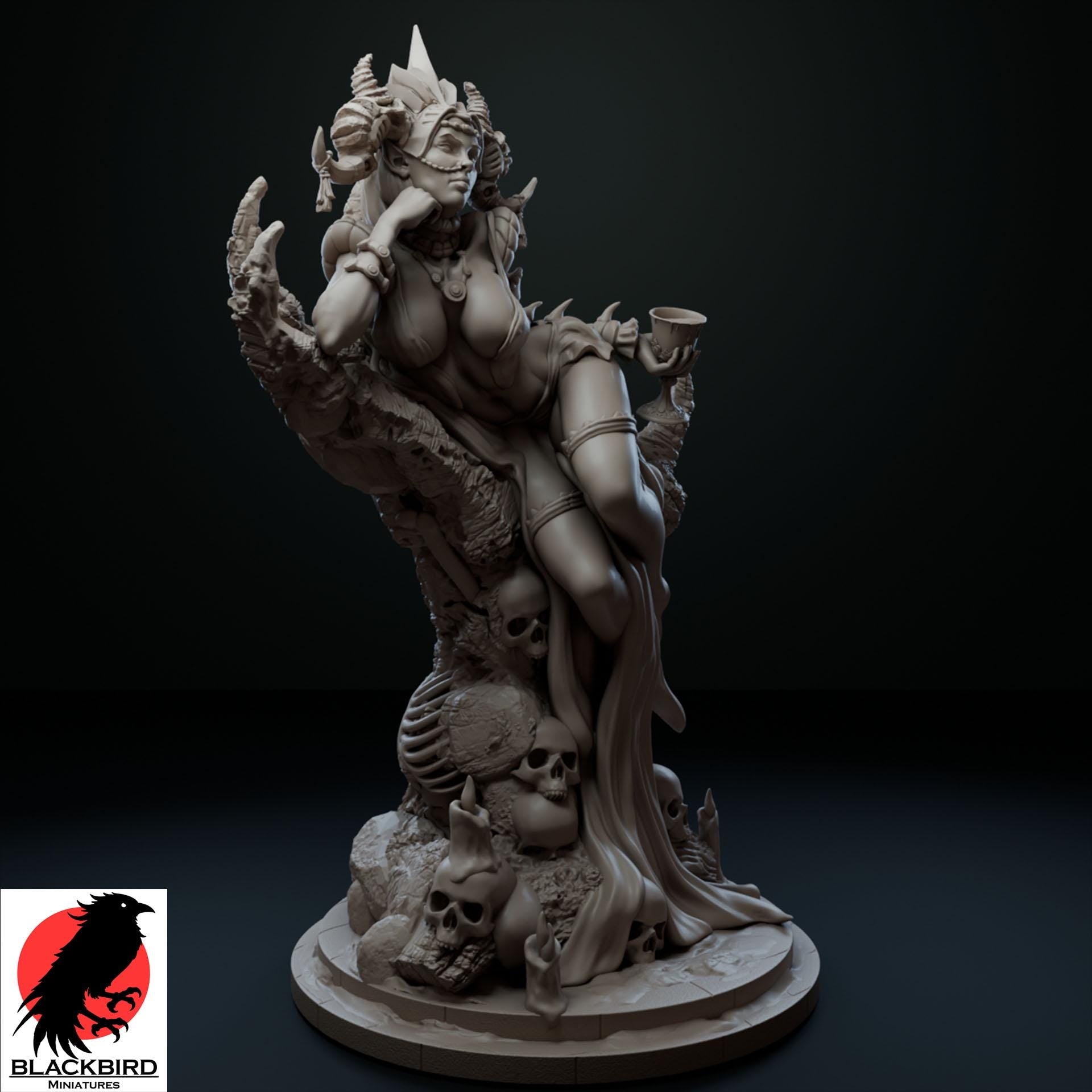 Lady of the Crypt | Black Bird Miniatures
